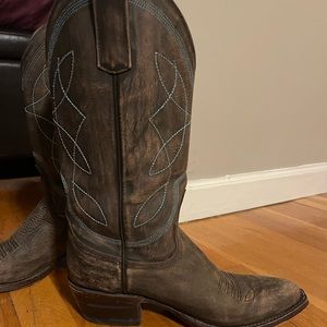 Alvie’s from Austin size 10 women’s boots